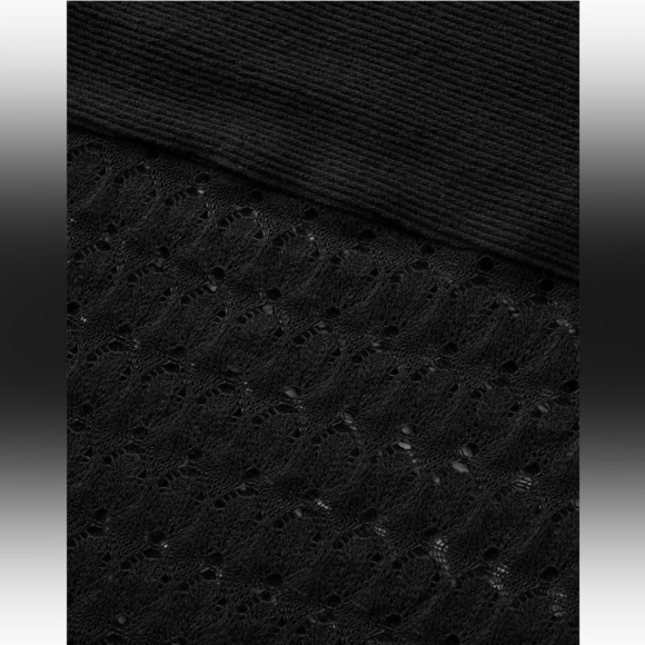 BloomChic Plus Size 2XL Solid Cut Out Patchwork Split Hem T-shirt us18-20 - Picture 4 of 8